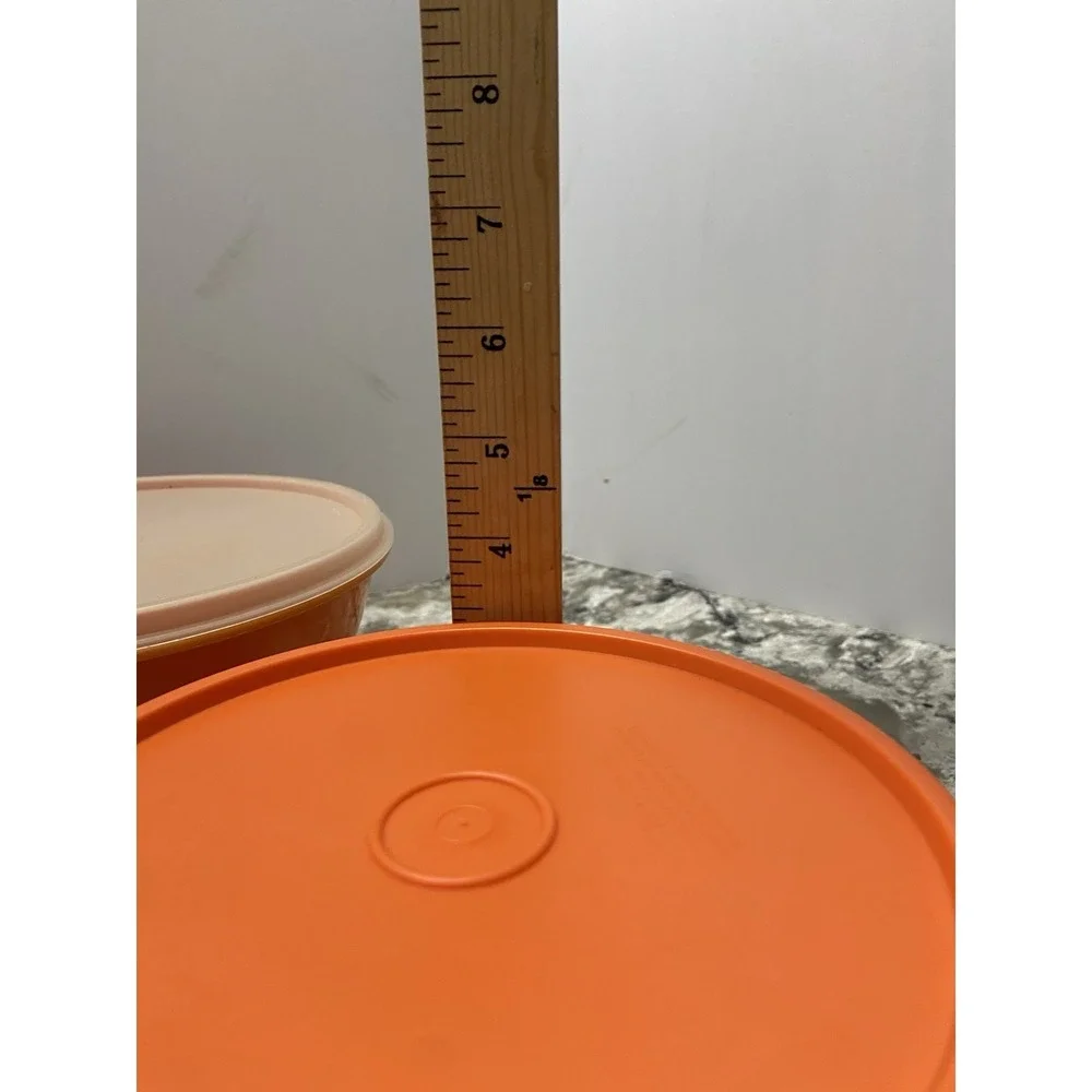 Vintage Tupperware Nesting Mixing Bowls Set of 3 With Lids